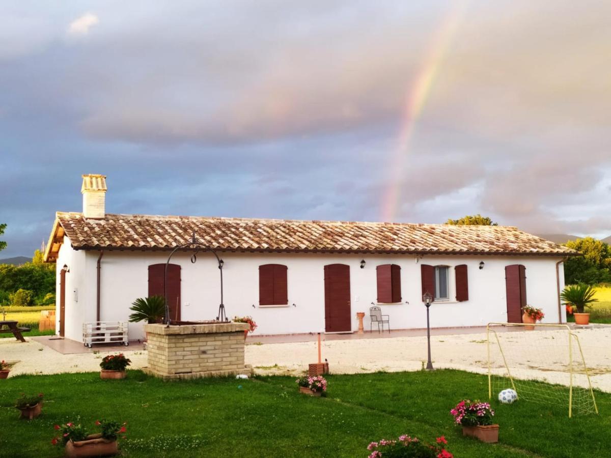 Agriturismo " Le Serre" Spello Eksteriør bilde